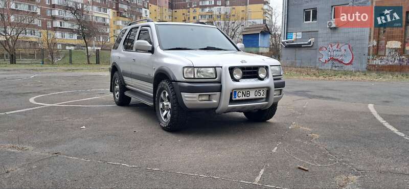 Позашляховик / Кросовер Opel Frontera 2001 в Києві