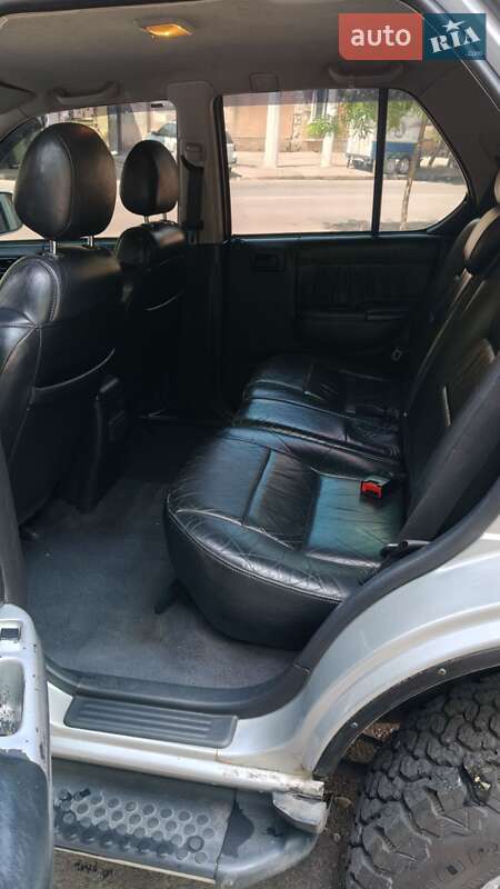Позашляховик / Кросовер Opel Frontera 2001 в Одесі