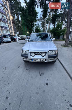 Внедорожник / Кроссовер Opel Frontera 2003 в 