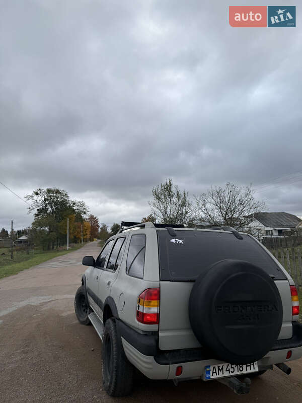 Внедорожник / Кроссовер Opel Frontera 2001 в Коростене фото 3 Внедорожник / Кроссовер Opel Frontera 2001 в Коростене