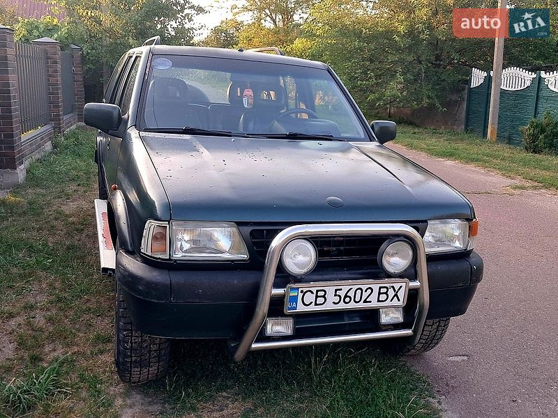 Позашляховик / Кросовер Opel Frontera 1996 в Чернігові