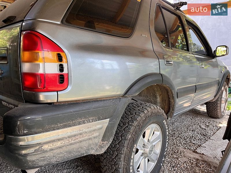 Внедорожник / Кроссовер Opel Frontera 2000 в Рахове