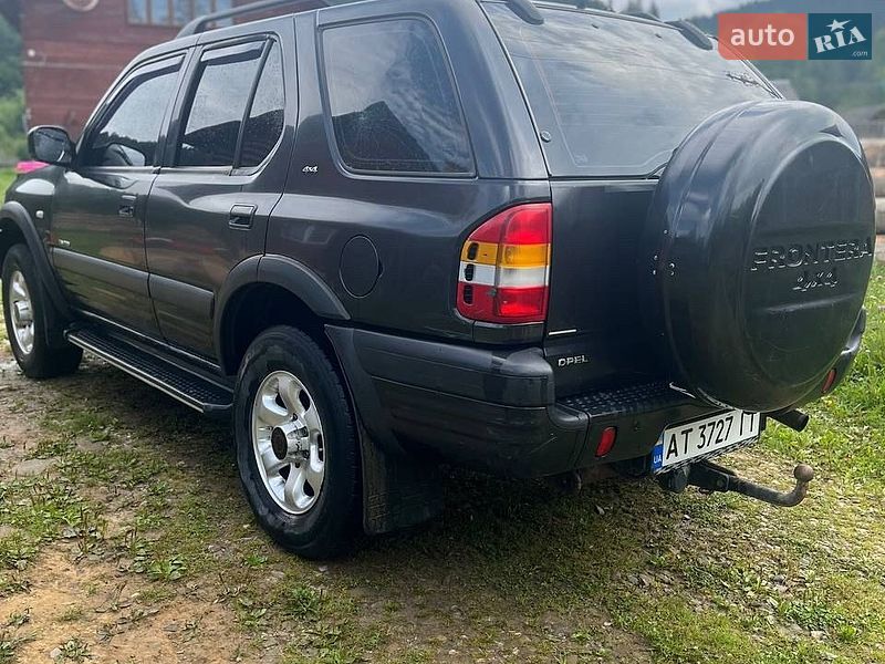 Позашляховик / Кросовер Opel Frontera 2001 в Івано-Франківську