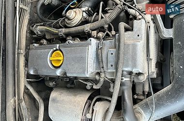 Позашляховик / Кросовер Opel Frontera 2001 в Івано-Франківську