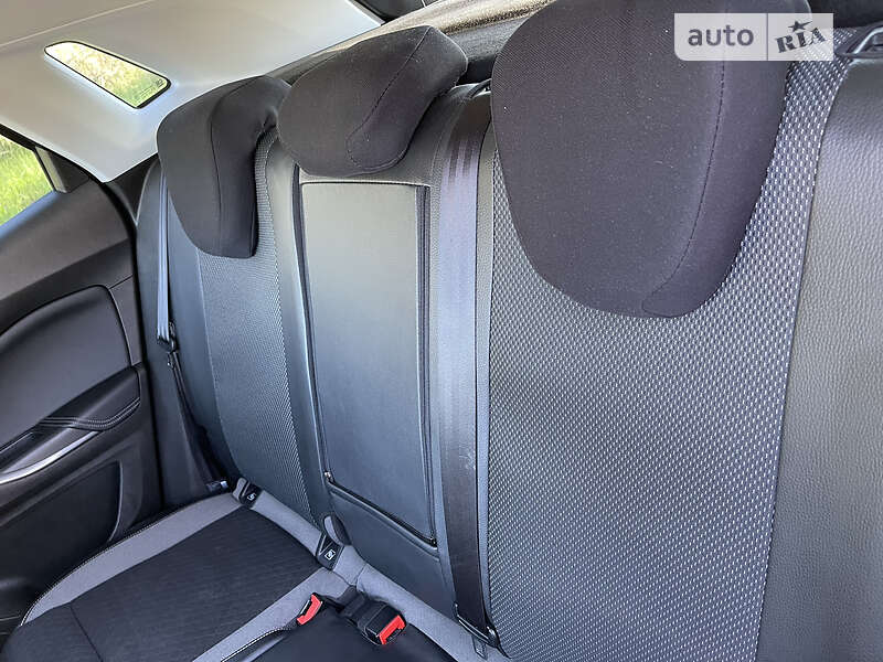 Внедорожник / Кроссовер Opel Grandland X 2019 в Вишневом