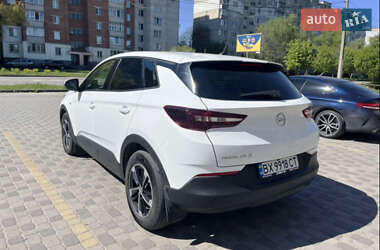 Позашляховик / Кросовер Opel Grandland X 2019 в 