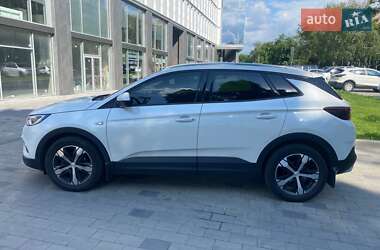 Позашляховик / Кросовер Opel Grandland X 2021 в 
