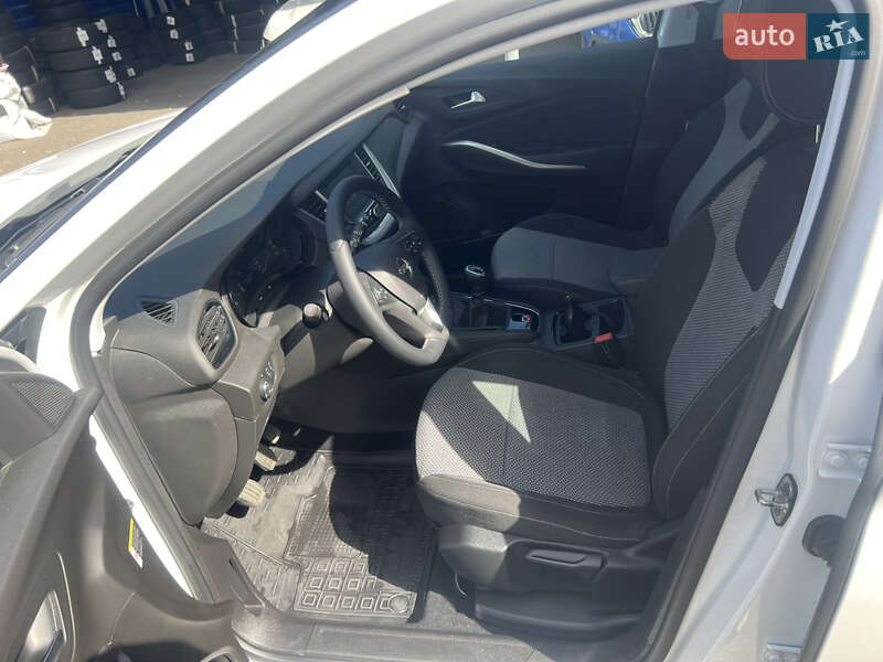 Позашляховик / Кросовер Opel Grandland X 2020 в Києві фото 12 Позашляховик / Кросовер Opel Grandland X 2020 в Києві