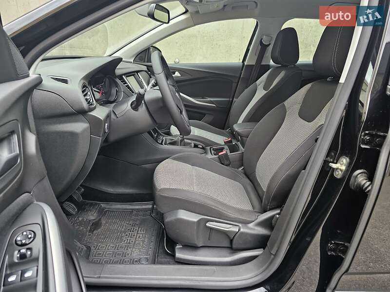 Внедорожник / Кроссовер Opel Grandland X 2019 в Киеве