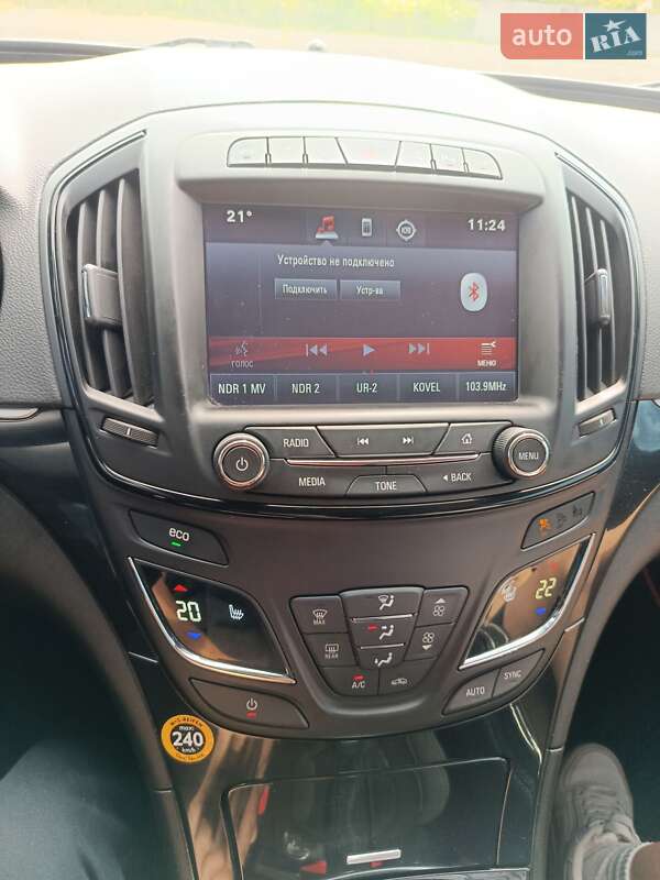 Универсал Opel Insignia Country Tourer 2015 в Голобах