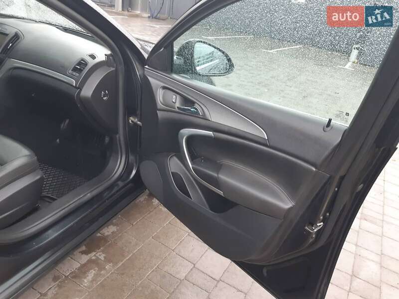 Универсал Opel Insignia Country Tourer 2015 в Львове