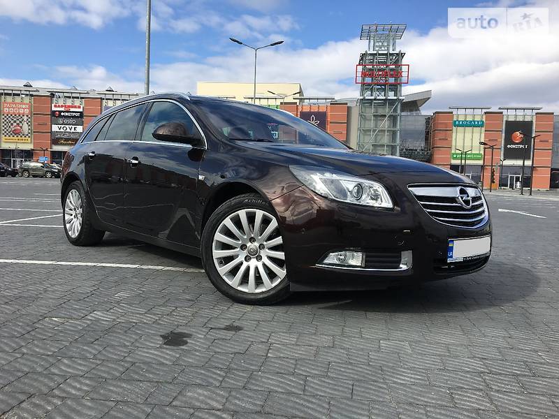 Универсал Opel Insignia 2011 в Львове