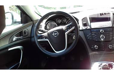 Универсал Opel Insignia 2010 в Жидачове