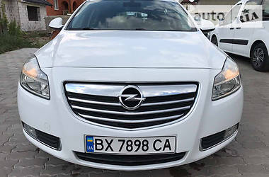 Универсал Opel Insignia 2013 в Хмельницком