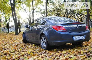 Седан Opel Insignia 2009 в Днепре