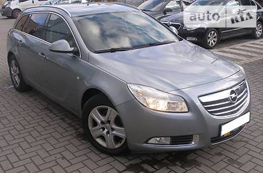 Универсал Opel Insignia 2010 в Львове