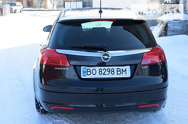 Універсал Opel Insignia 2010 в Тернополі