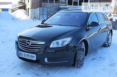 Універсал Opel Insignia 2010 в Тернополі