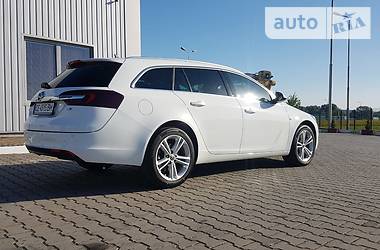 Универсал Opel Insignia 2015 в Черновцах