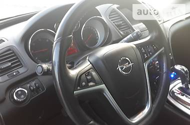 Универсал Opel Insignia 2011 в Рокитном