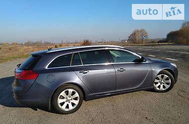 Універсал Opel Insignia 2011 в 
