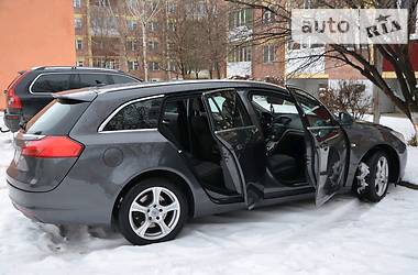 Универсал Opel Insignia 2010 в Львове