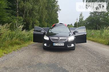 Универсал Opel Insignia 2013 в Калуше