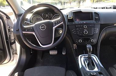 Универсал Opel Insignia 2010 в Днепре