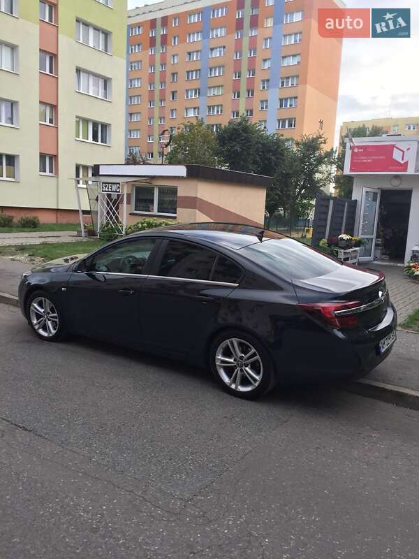 Седан Opel Insignia 2013 в Житомире