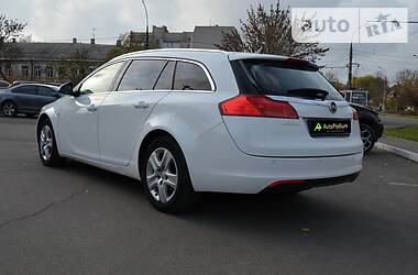 Универсал Opel Insignia 2011 в Николаеве