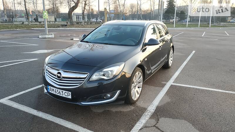 Універсал Opel Insignia 2014 в Житомирі