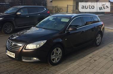 Универсал Opel Insignia 2013 в Львове