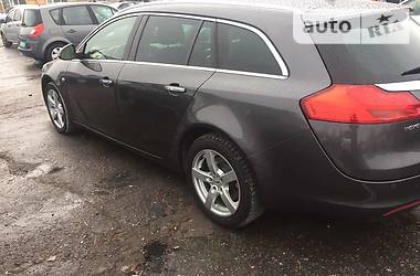 Универсал Opel Insignia 2011 в Ровно