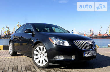 Седан Opel Insignia 2010 в 