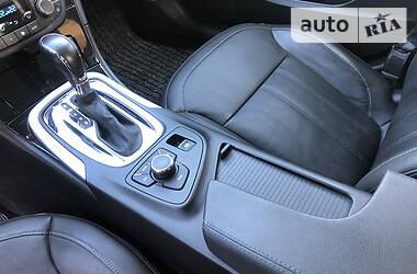 Седан Opel Insignia 2010 в 