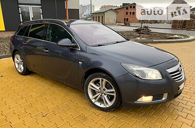 Универсал Opel Insignia 2010 в Ивано-Франковске