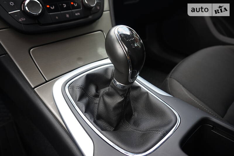 Універсал Opel Insignia 2013 в Самборі