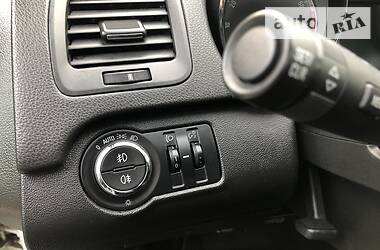 Седан Opel Insignia 2010 в 