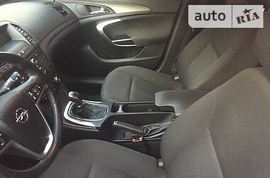 Універсал Opel Insignia 2010 в 