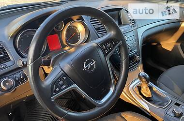 Універсал Opel Insignia 2010 в 