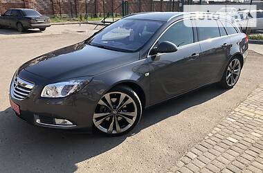 Універсал Opel Insignia 2009 в Луцьку