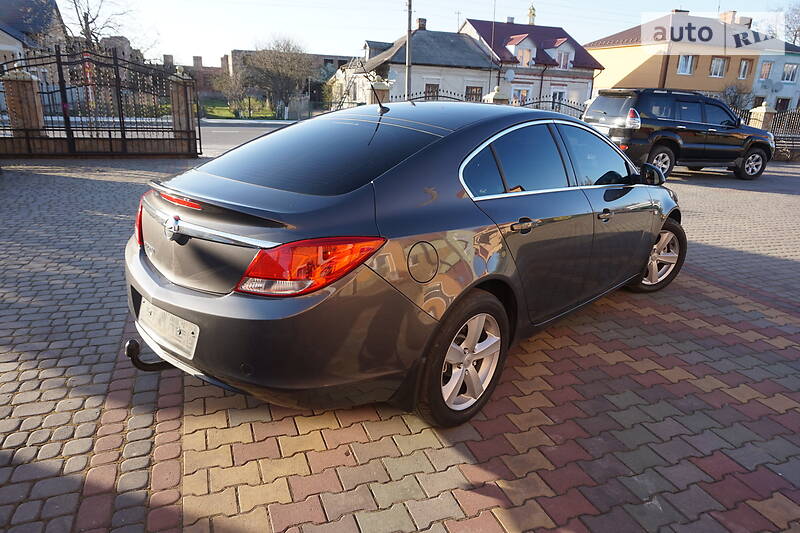 Хетчбек Opel Insignia 2009 в Самборі
