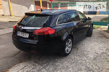 Універсал Opel Insignia 2012 в 