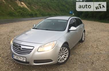 Універсал Opel Insignia 2010 в 