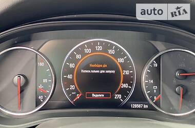 Седан Opel Insignia 2017 в 
