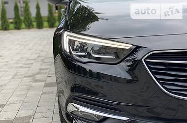 Седан Opel Insignia 2017 в 