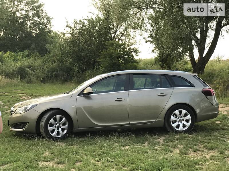 Универсал Opel Insignia 2013 в Ивано-Франковске