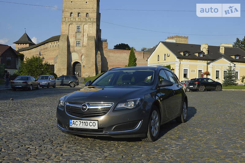 Универсал Opel Insignia 2015 в Луцке