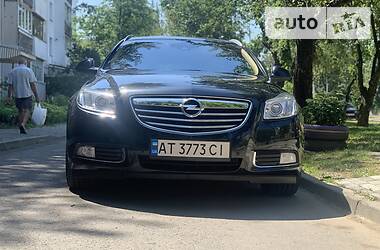 Универсал Opel Insignia 2012 в Ивано-Франковске