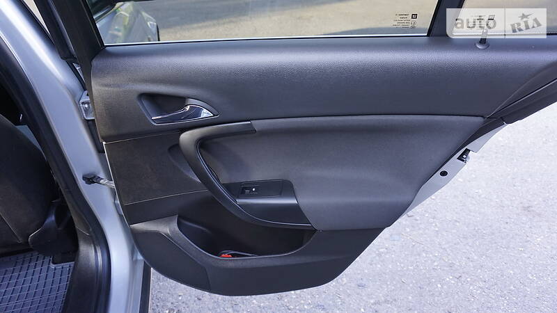 Універсал Opel Insignia 2014 в Стрию